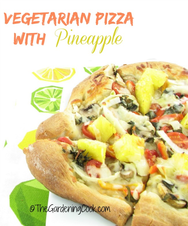 Pizza vegetariana con ananas