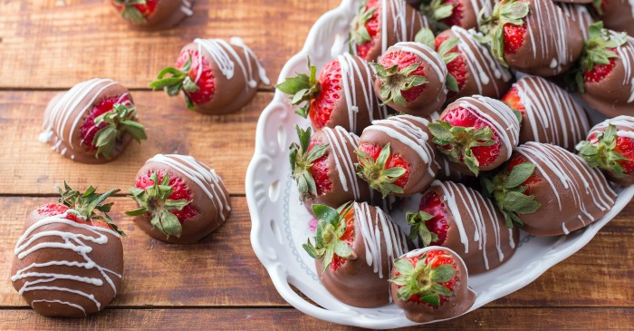 Strawberries Coklat Poék - Resep Palapis sareng Tip pikeun Dipping Strawberries