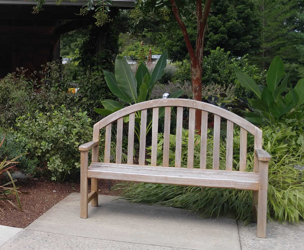 Цэцэрлэгт хүрээлэнгийн суудал - Суух, нуугдах, мөрөөдөх дуртай газрууд